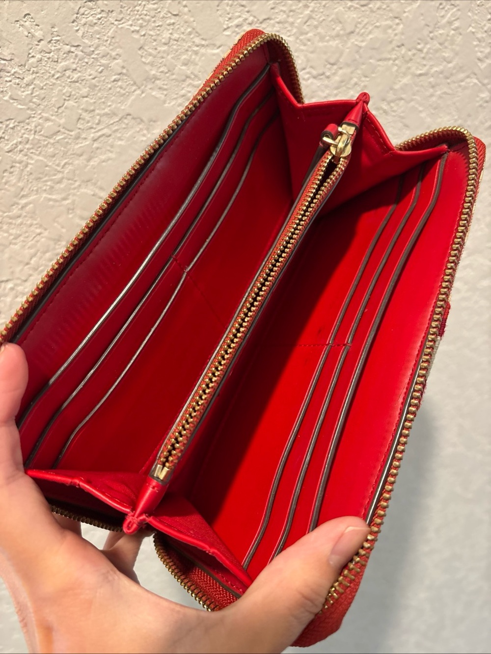 Tory Burch Striped Pattern Zip Wallet - Red & Cream - Picture 8 of 15